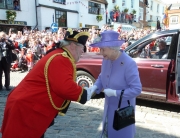 Greeting Her Majesty the Queen in Hitchin